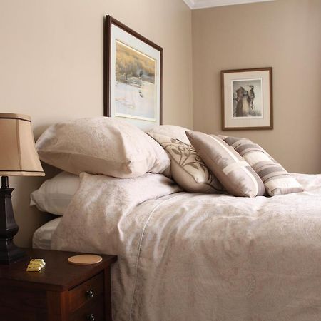 Tailwinds B&B Erin Екстериор снимка