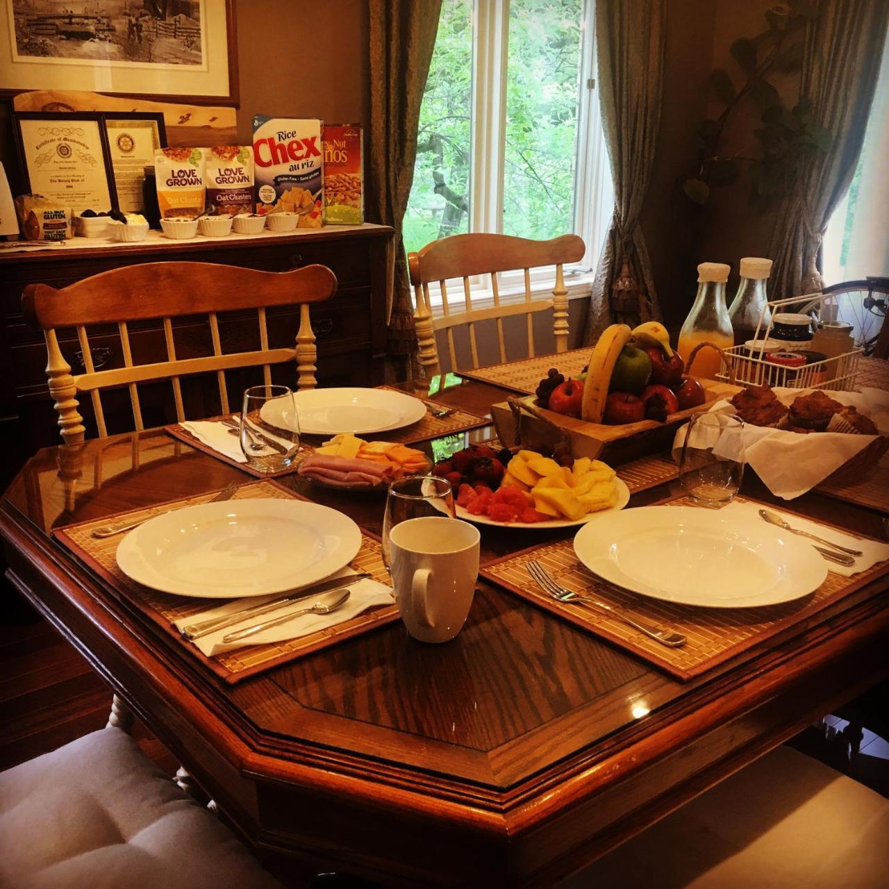 Tailwinds B&B Erin Екстериор снимка